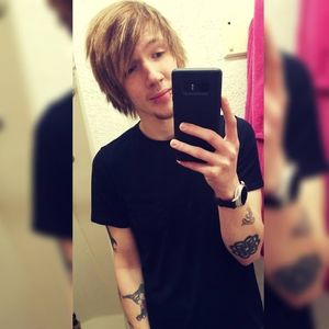 Meet your Posher, Johnny